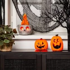 Hyde & EEK! Boutique Animated Grinning Warbler Halloween Decorative Prop - Hyde & EEK! Boutique™