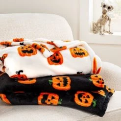 Hyde & EEK! Boutique Pumpkin Printed Plush Throw Blanket Ivory/Orange - Hyde & EEK! Boutique™