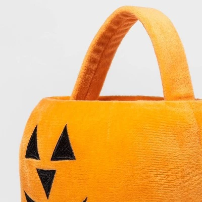 Hyde & EEK! Boutique Pumpkin Plush Halloween Trick or Treat Pail - Hyde & EEK! Boutique™ 2 Hyde & EEK! Boutique Pumpkin Plush Halloween Trick or Treat Pail - Hyde & EEK! Boutique™ - Image 2