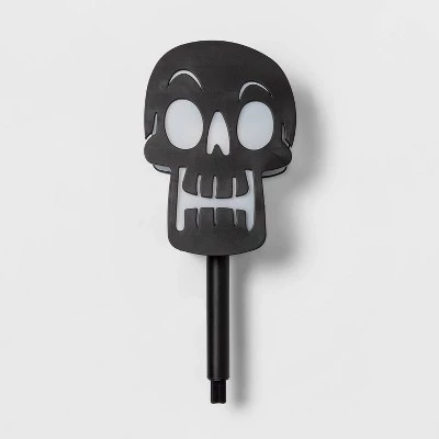 Hyde & EEK! Boutique 1ct LED Flame Effect Skull Halloween Novelty Path Stake Light - Hyde & EEK! Boutique™ 2 Hyde & EEK! Boutique 1ct LED Flame Effect Skull Halloween Novelty Path Stake Light - Hyde & EEK! Boutique™ - Image 2
