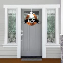 Big Dot of Happiness Spooky Ghost - Outdoor Halloween Party Decor - Front Door Wreath