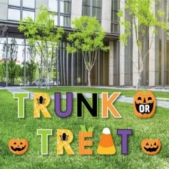 Big Dot of Happiness Trunk or Treat - Yard Sign Outdoor Lawn Decorations - Halloween Car Parade Party Yard Signs - Trunk or Treat