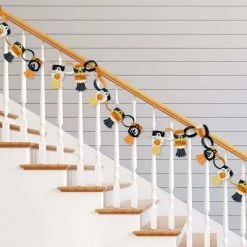 Big Dot of Happiness Trick or Treat - 90 Chain Links and 30 Paper Tassels Decoration Kit - Halloween Party Paper Chains Garland - 21 feet