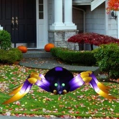 Sunnydaze Decor Sunnydaze Indoor/Outdoor Halloween Terrifying Tarantula Spider Inflatable Yard Decoration - 109.5"