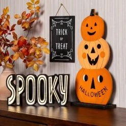 Hyde & EEK! Boutique Light Up Spooky Halloween Decorative Sign - Hyde & EEK! Boutique™